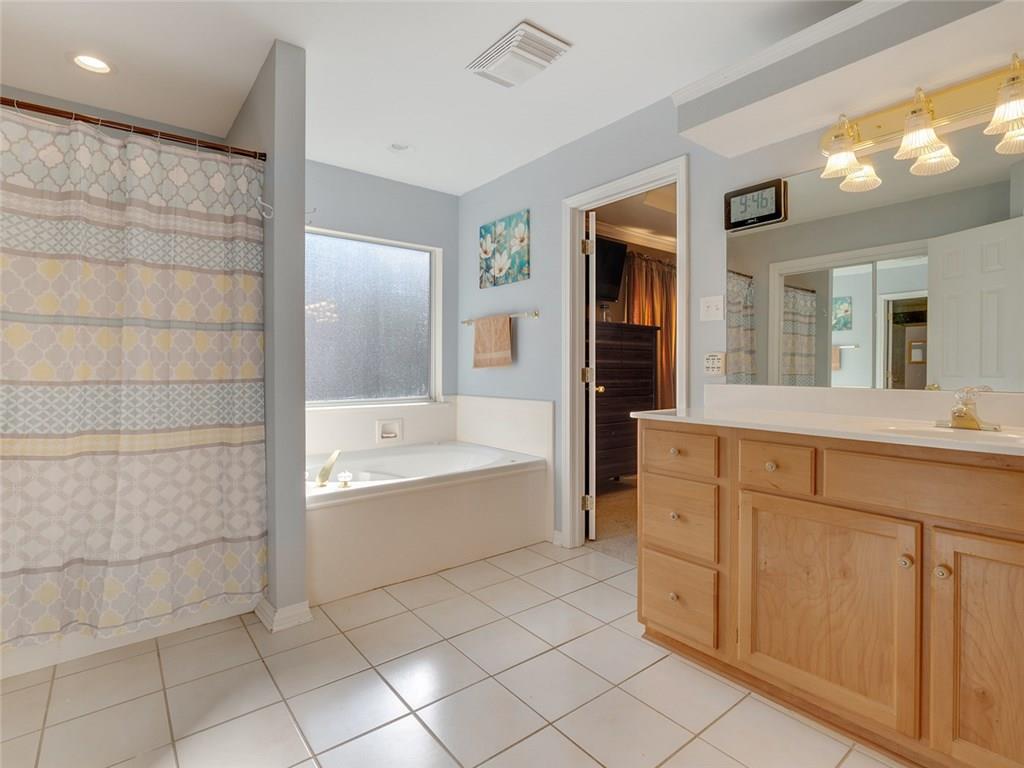 2121 Ridge Court Mandeville, LA 70448 - Photo 12 of 29 Gallery Image 12