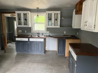 642 South County Trail Exeter, RI 02822 - Photo 8 of 19 Gallery Image 8