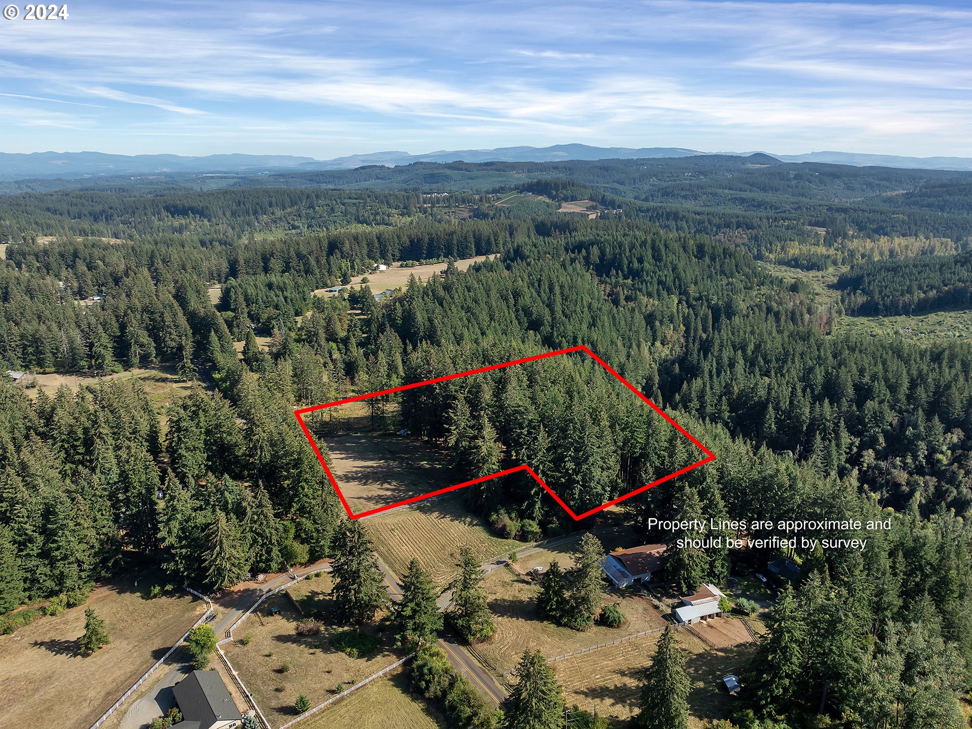 18650 South Lyons Road Oregon City, OR 97045 - Photo 47 of 47 an aerial view of a house