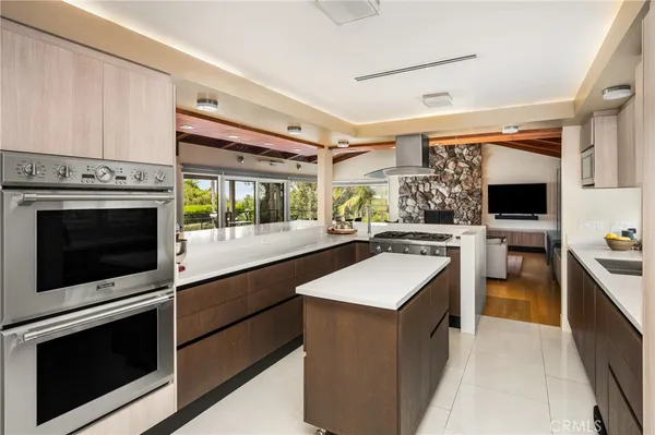 $2,600,000 | 1360 Dana Place, Fullerton, CA 92831