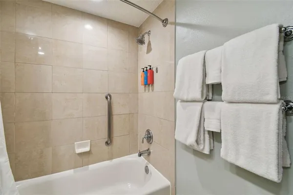 $259,900 | 36750 US Highway 19 North, Unit 7208, Palm Harbor, FL 34683