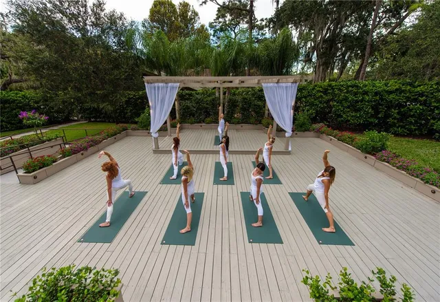 a view of a tennis court