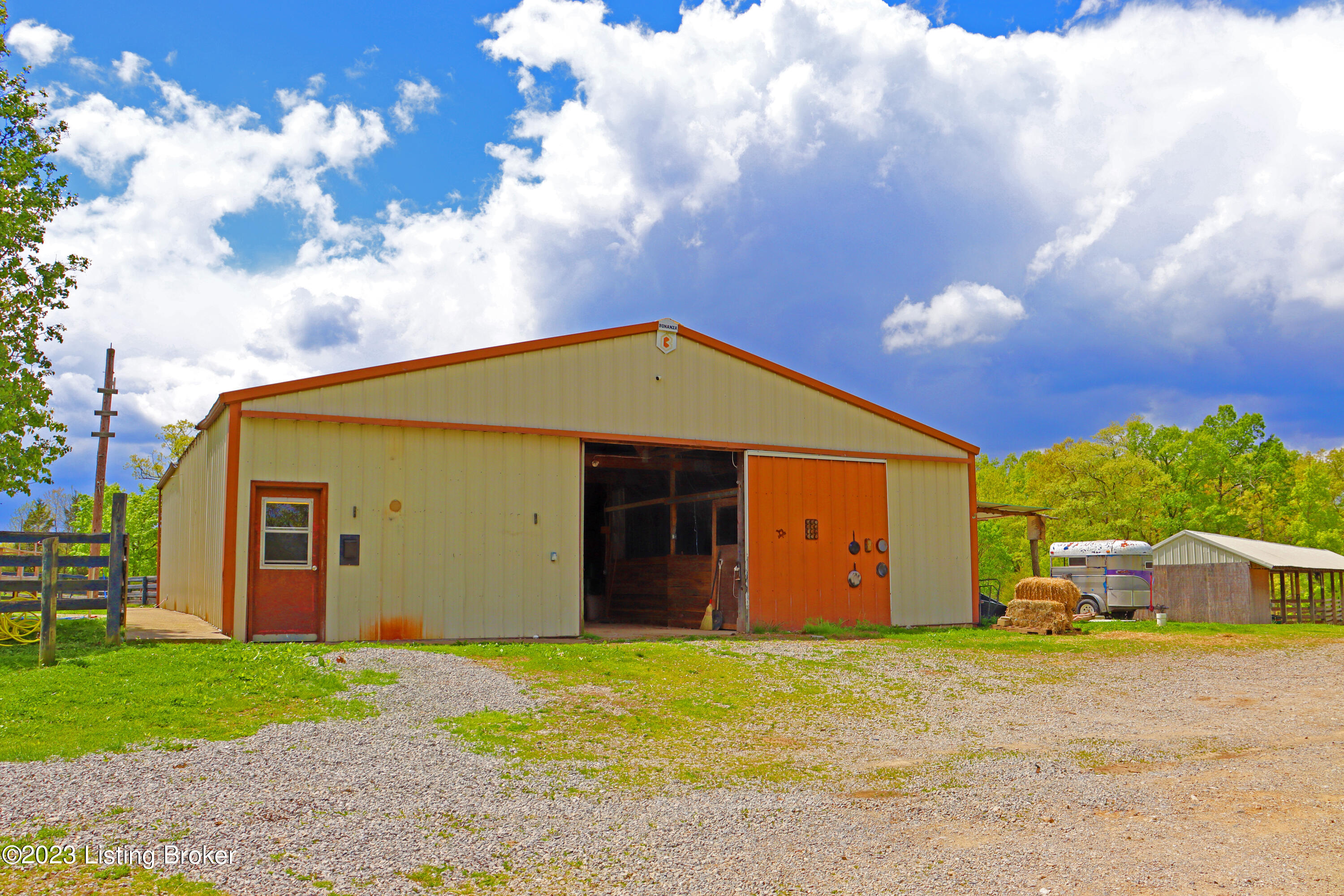 1771 Lebanon Ridge Road Bagdad, KY 40003 - Photo 30 of 65 Barn #1 Front