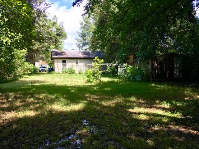 1823 Woodland Road Charleston, SC 29414 - Photo 4 of 12 Back Yard