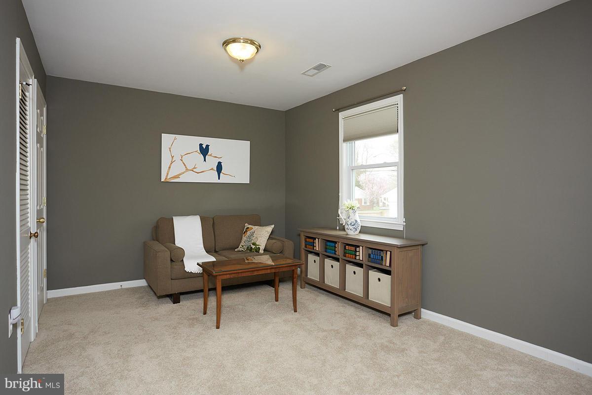 14706 Featherstone Road Woodbridge, VA 22191 - Photo 13 of 30 Master suite sitting area