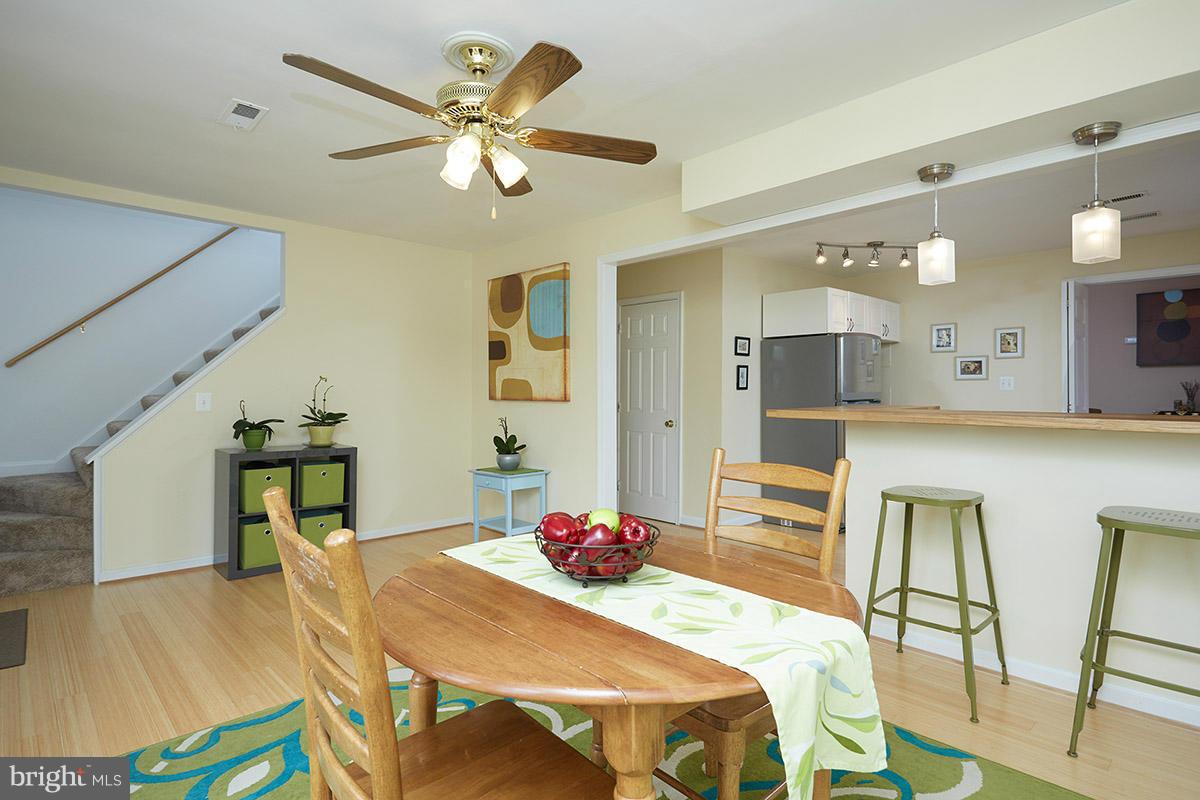 14706 Featherstone Road Woodbridge, VA 22191 - Photo 3 of 30 A perfect spot for casual or formal dining.