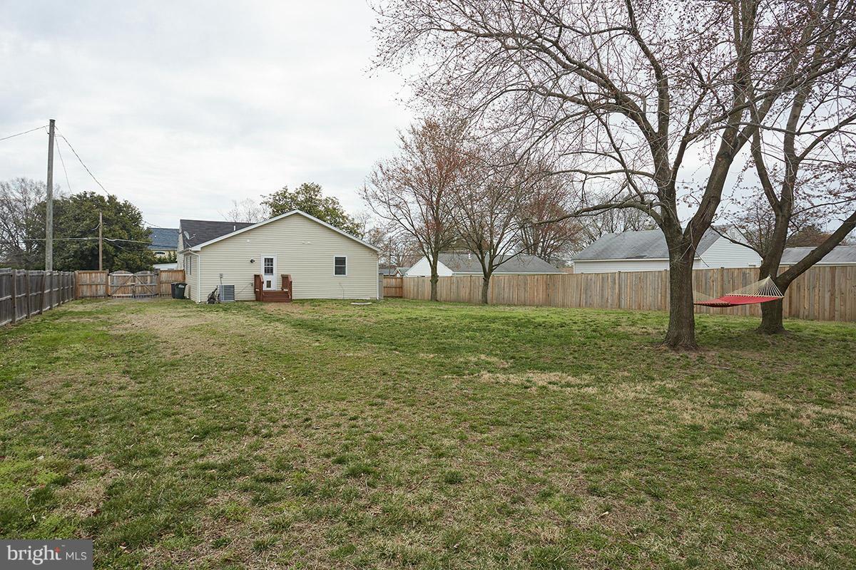 14706 Featherstone Road Woodbridge, VA 22191 - Photo 21 of 30 The rear yard is flat and fully fenced.