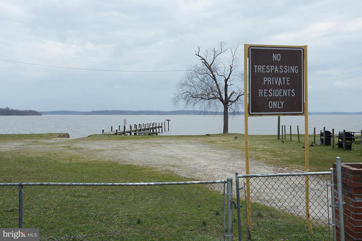 14706 Featherstone Road Woodbridge, VA 22191 - Photo 26 of 30 Featherstone Shores riverfront park