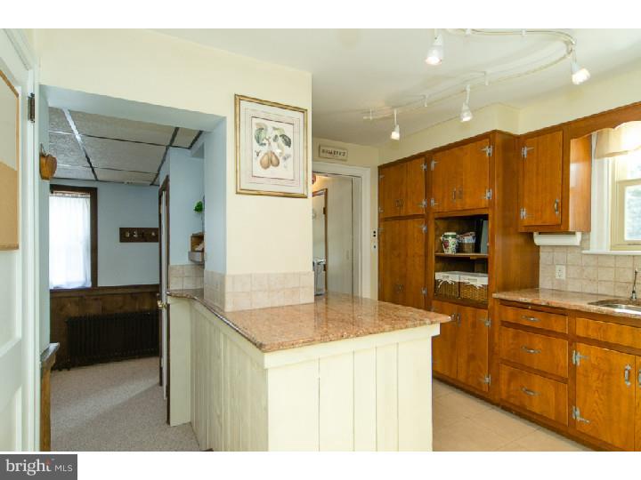 37 Home Road Hatboro, PA 19040 - Photo 11 of 25 Kitchen