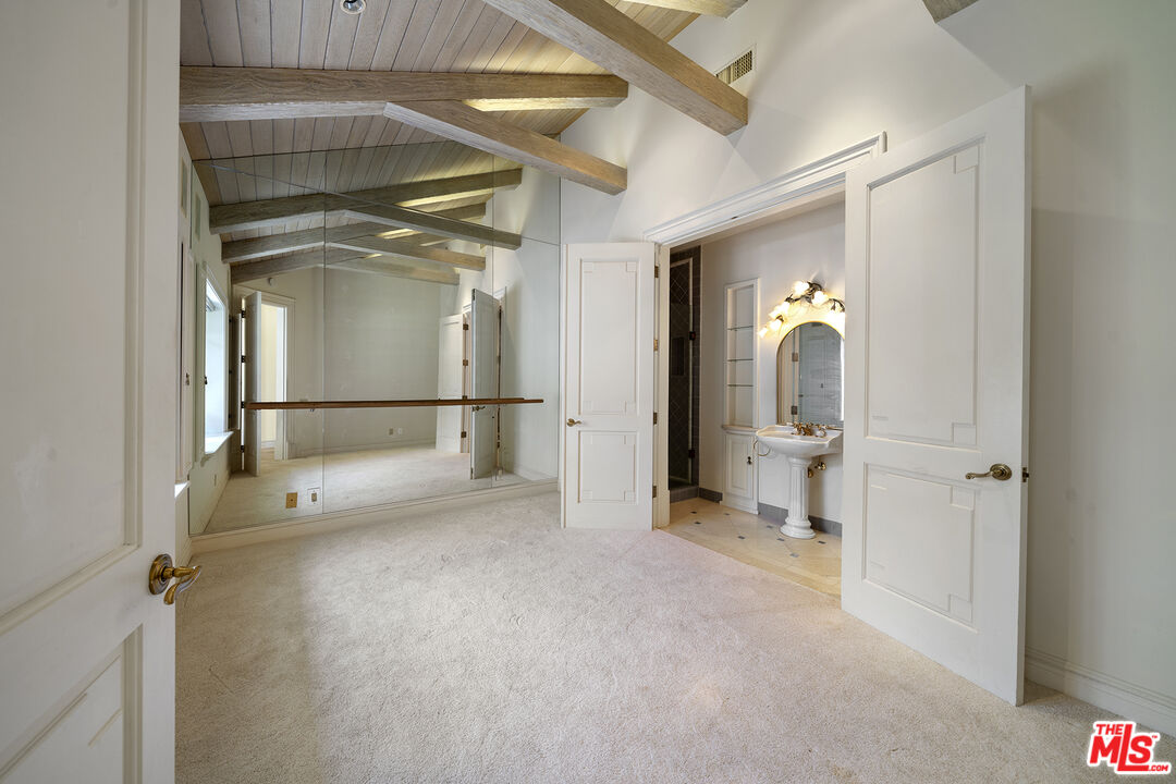 74 Saddleback Road Rolling Hills, CA 90274 - Photo 23 of 65