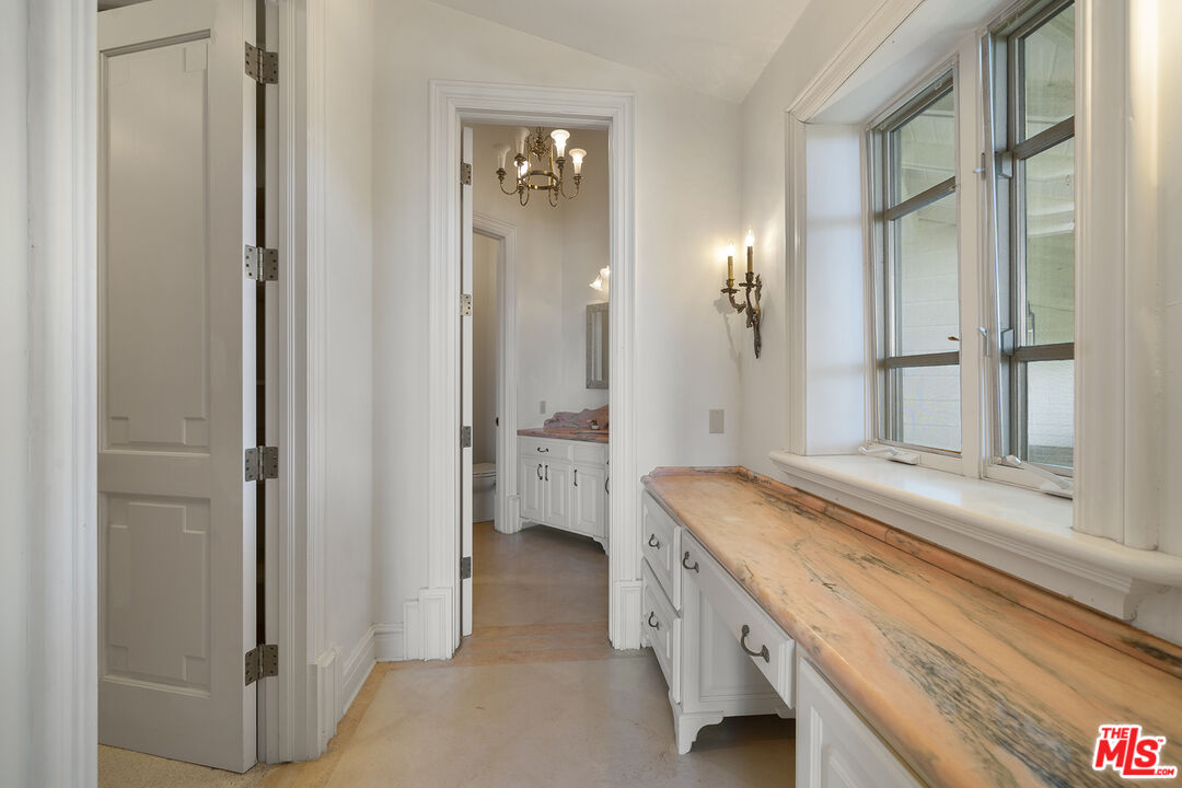 74 Saddleback Road Rolling Hills, CA 90274 - Photo 41 of 65