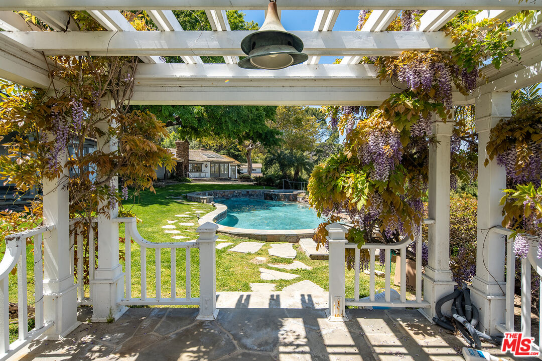 74 Saddleback Road Rolling Hills, CA 90274 - Photo 57 of 65 a view of swimming pool with sitting area