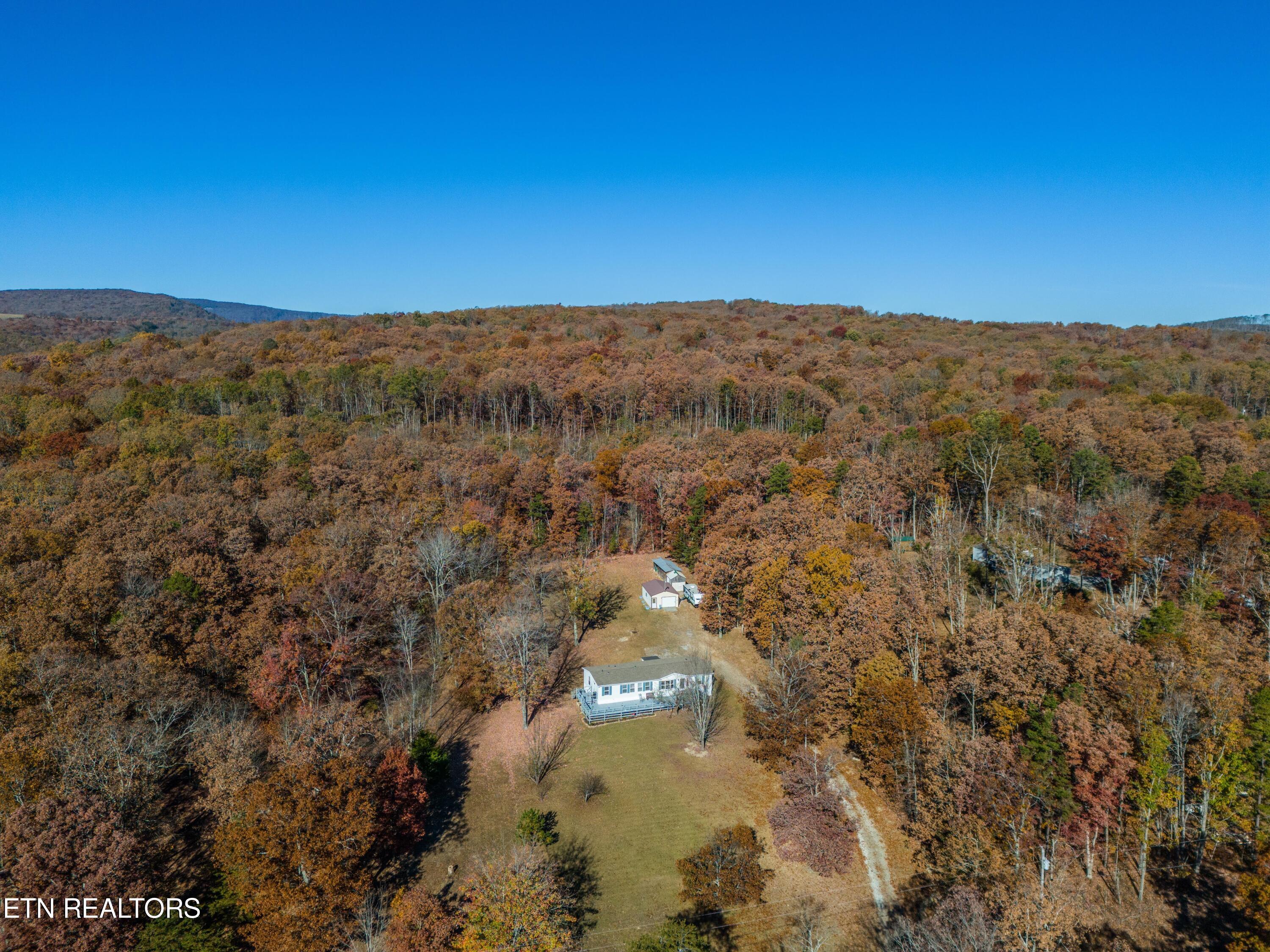 326 Highland Road Grandview, TN 37337 - Photo 34 of 40 DJI_20231103095838_0019_D