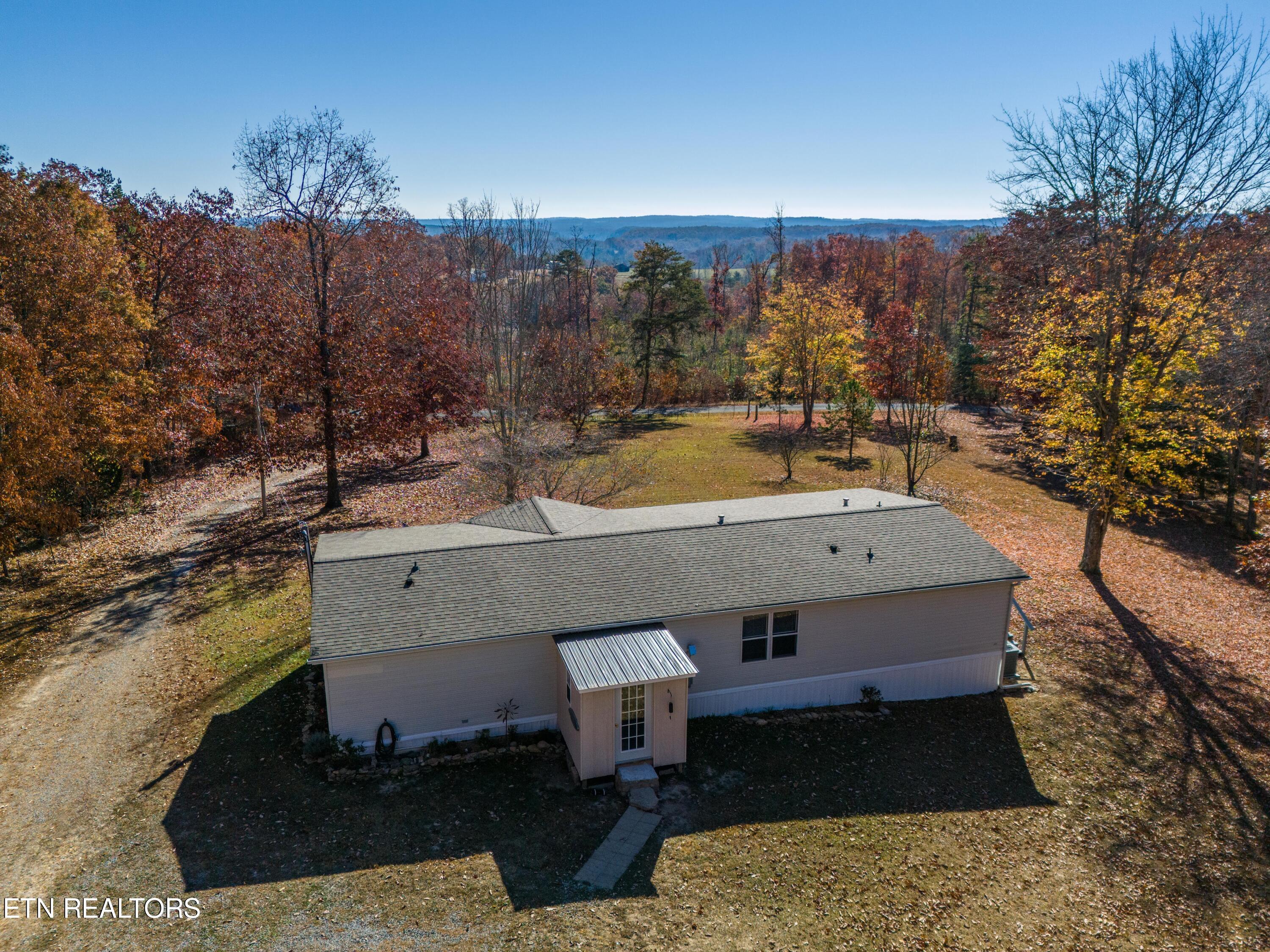 326 Highland Road Grandview, TN 37337 - Photo 39 of 40 DJI_20231103100153_0030_D