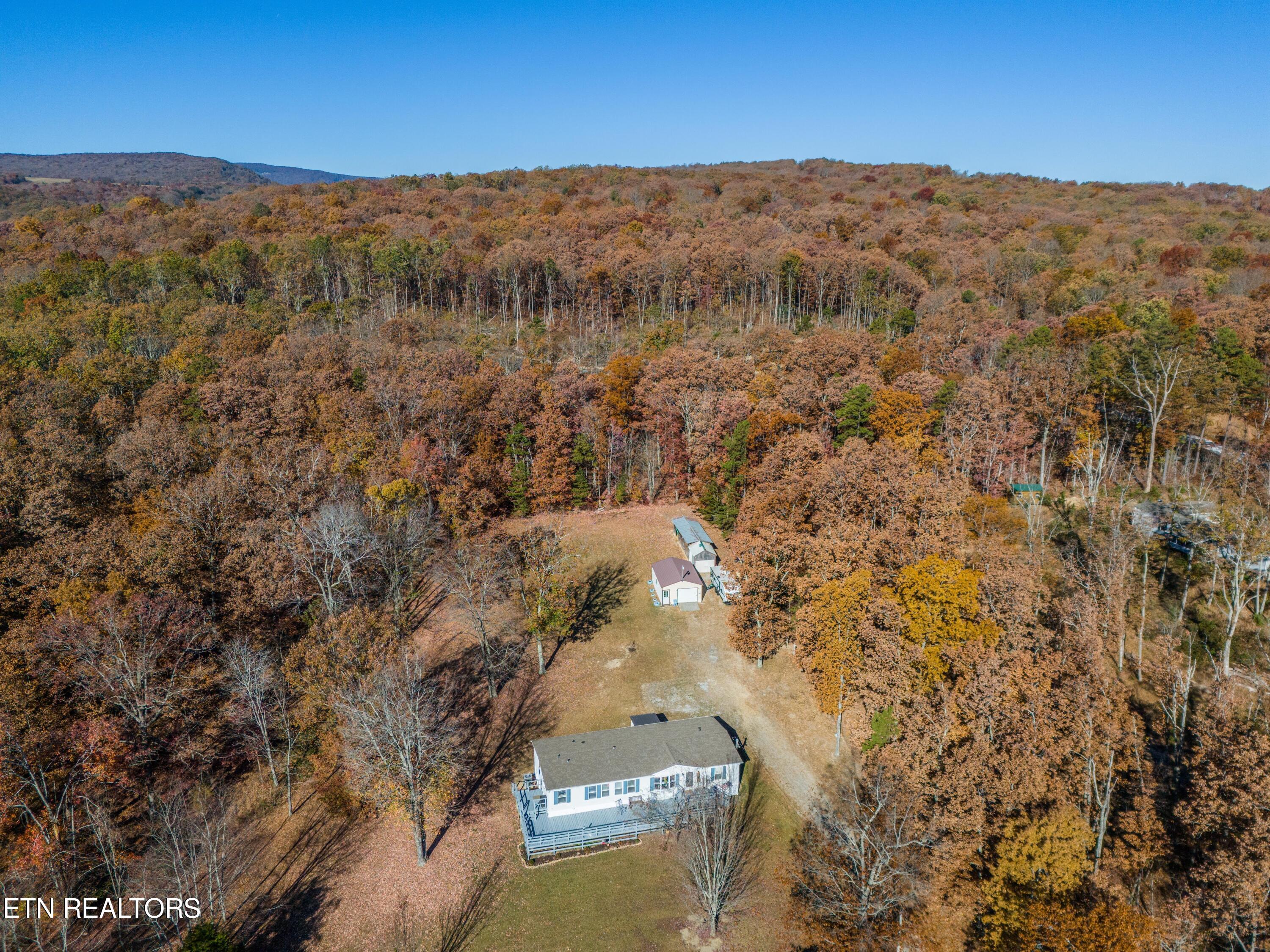 326 Highland Road Grandview, TN 37337 - Photo 40 of 40 DJI_20231103100219_0031_D