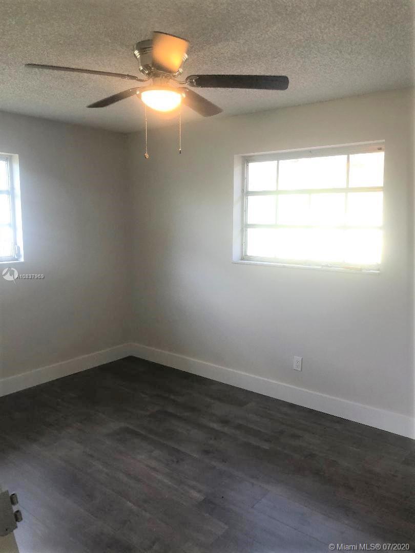 16101 Southwest 281st Street Homestead, FL 33033 - Photo 12 of 14