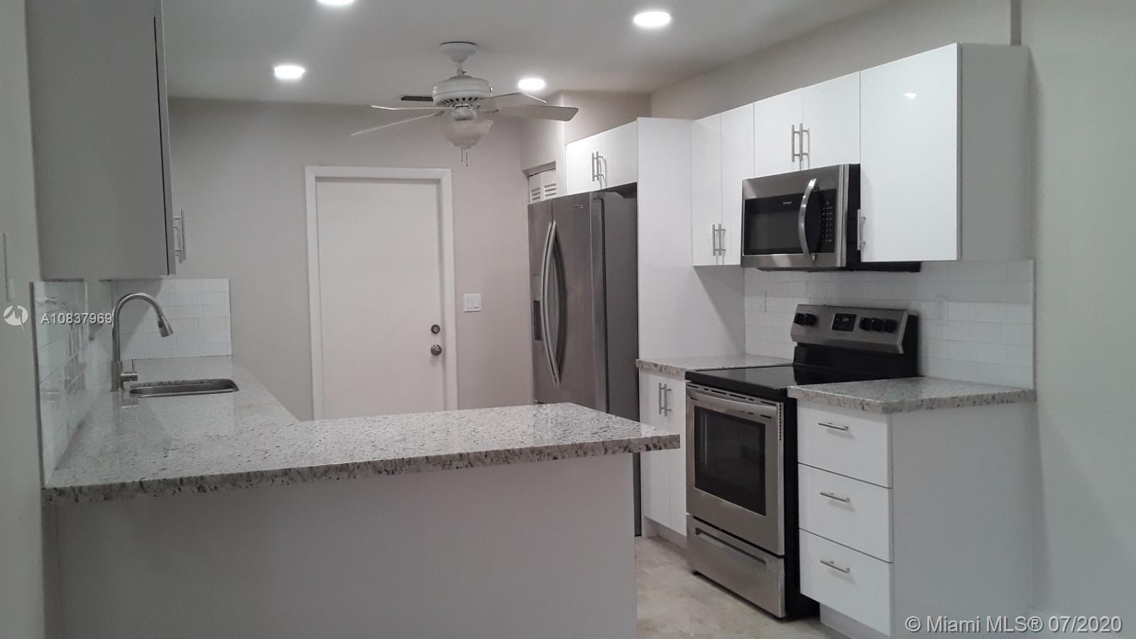16101 Southwest 281st Street Homestead, FL 33033 - Photo 6 of 14