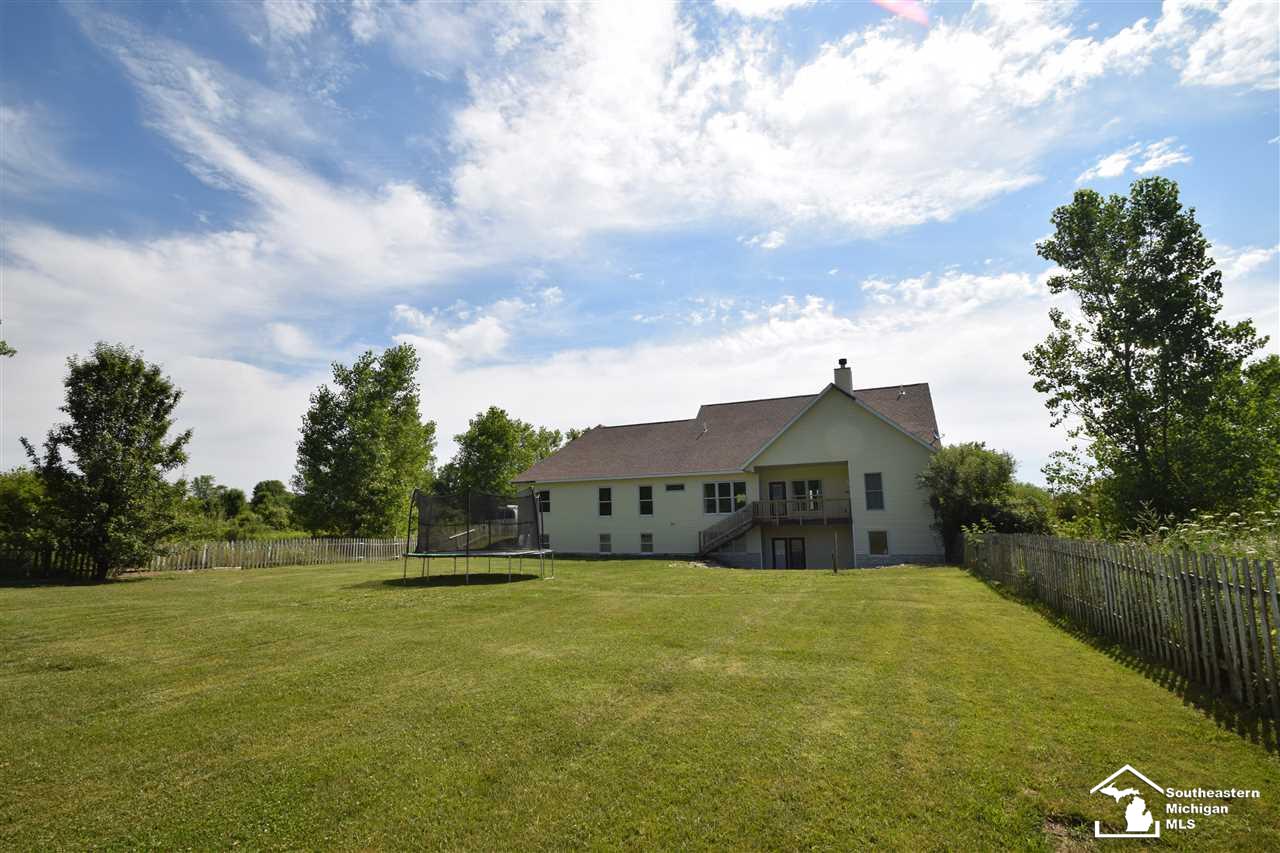 7859 Crabb Road Temperance, MI 48182 - Photo 26 of 35