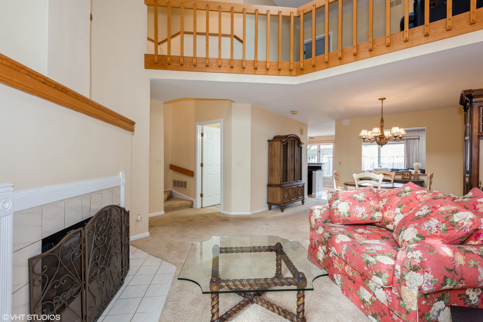 22W114 Butterfield Road, Unit 5 Glen Ellyn, IL 60137 - Photo 4 of 18 Gallery Image 4