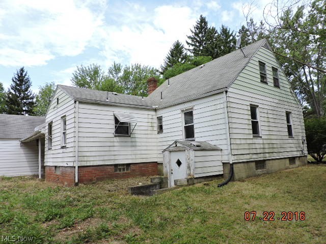 5231 New Road Youngstown, OH 44515 - Photo 7 of 28