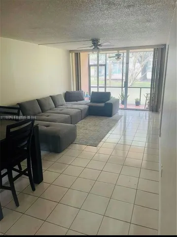 $220,000 | 5100 Southwest 64th Avenue, Unit 101, Davie, FL 33314