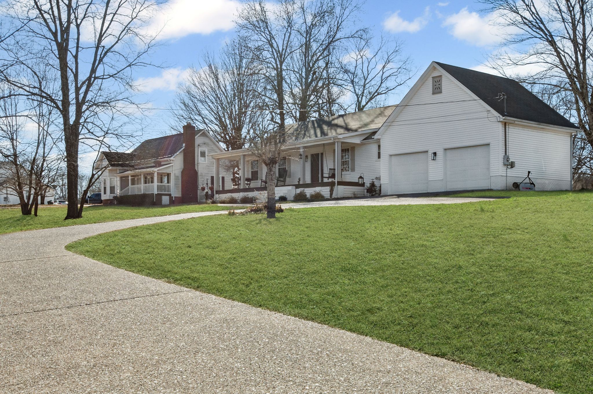 208 Old Columbia Road Dickson, TN 37055 - Photo 3 of 44 Gallery Image 3