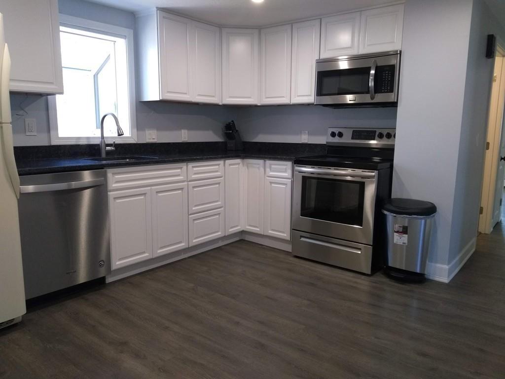 15 Carleton Road Leicester, MA 01542 - Photo 4 of 22 Gallery Image 4