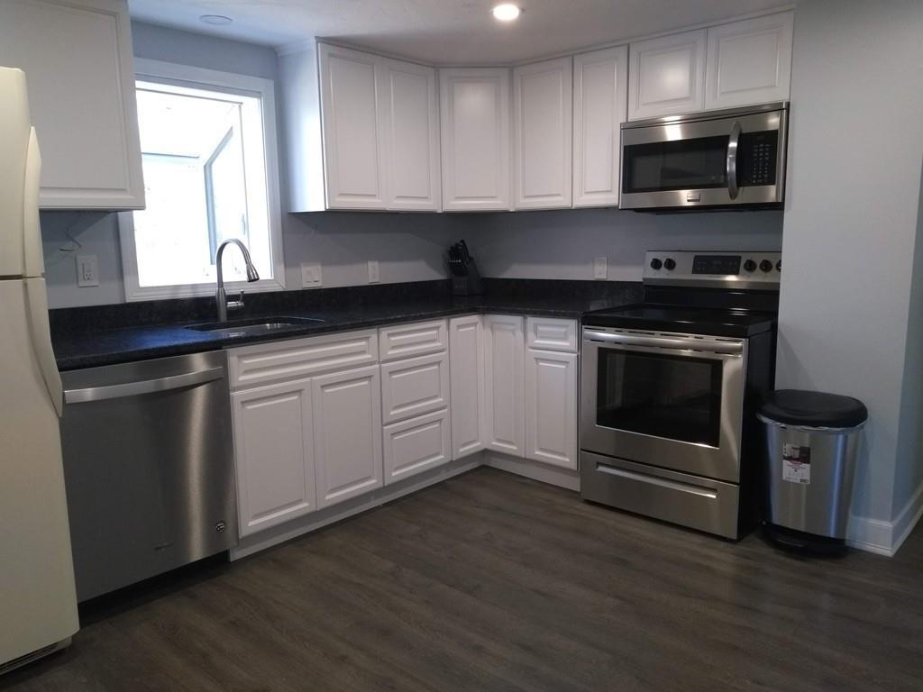 15 Carleton Road Leicester, MA 01542 - Photo 5 of 22 Gallery Image 5