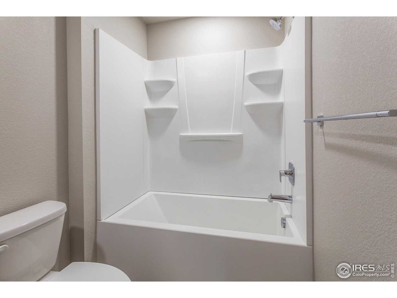6721 4th St Road, Unit 2 Greeley, CO 80634 - Photo 32 of 39 SECONDARY BATH