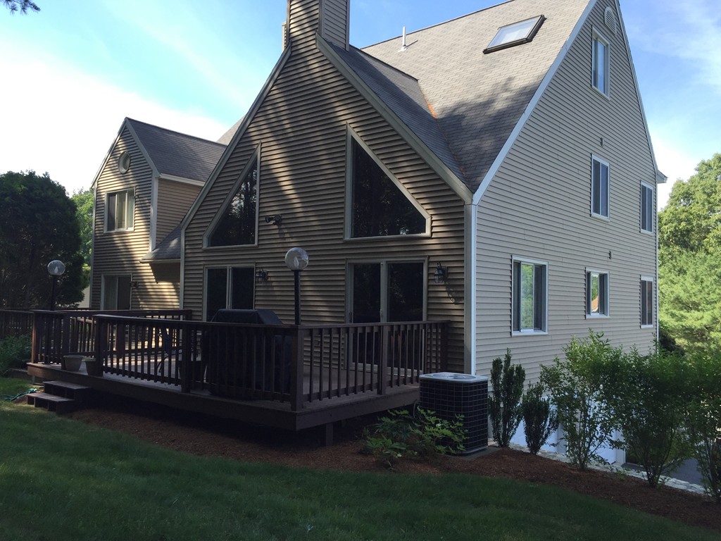 16 Lanes End, Unit 16 Natick, MA 01760 - Photo 2 of 14