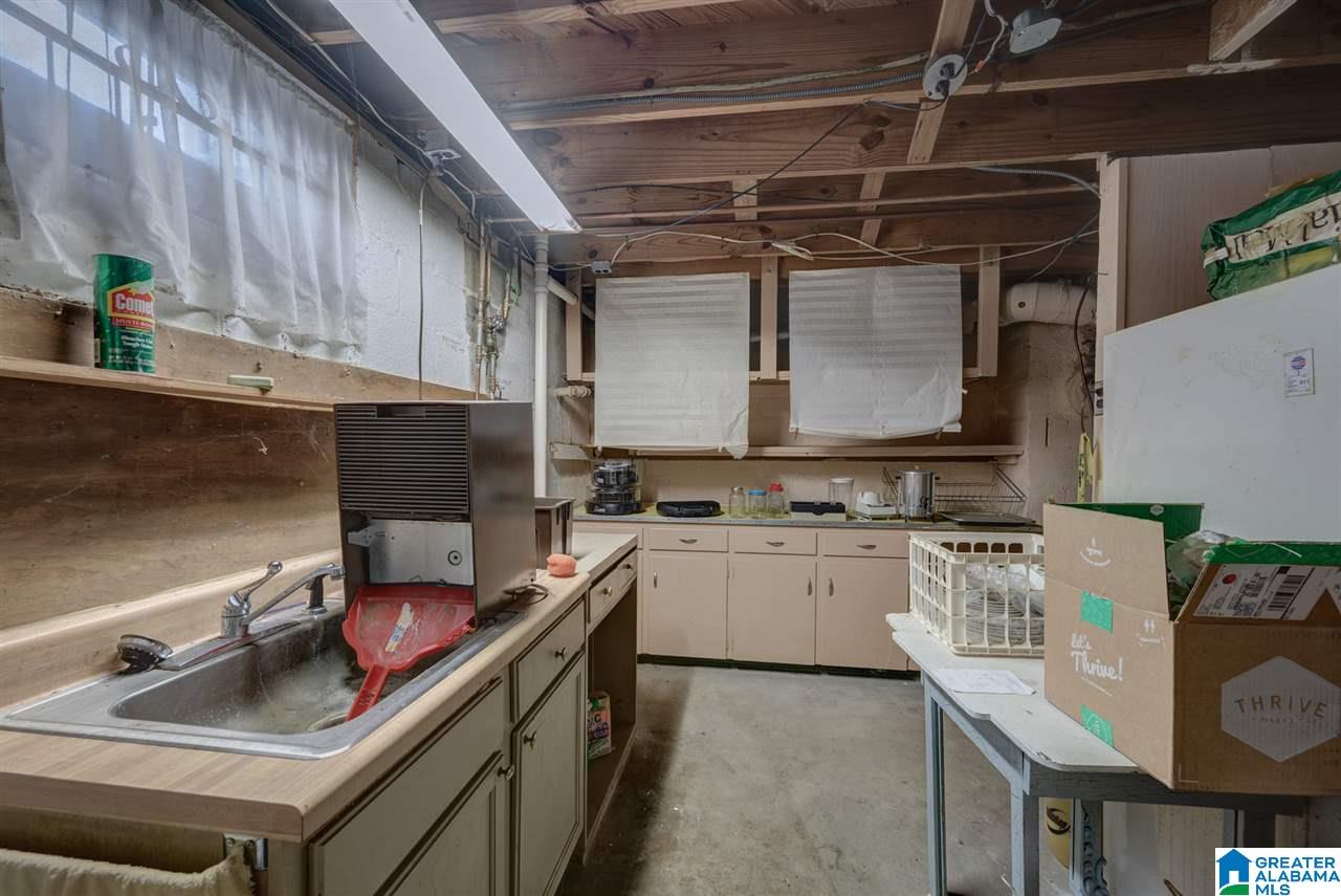 325 Killough Springs Road Birmingham, AL 35215 - Photo 20 of 35