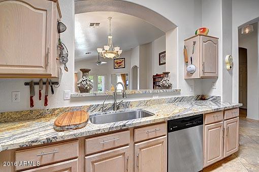 11029 West Granada Road Avondale, AZ 85392 - Photo 11 of 25 Kitchen