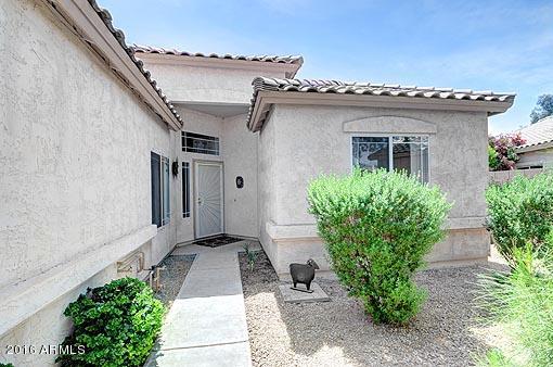 11029 West Granada Road Avondale, AZ 85392 - Photo 4 of 25 Entry