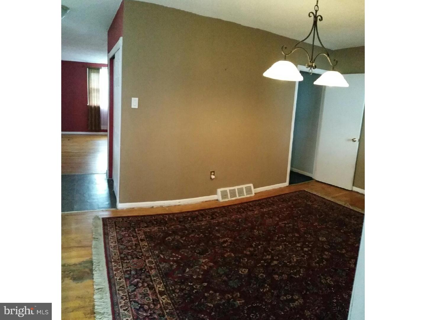 7331 Hill Road Philadelphia, PA 19128 - Photo 5 of 25 Gallery Image 5