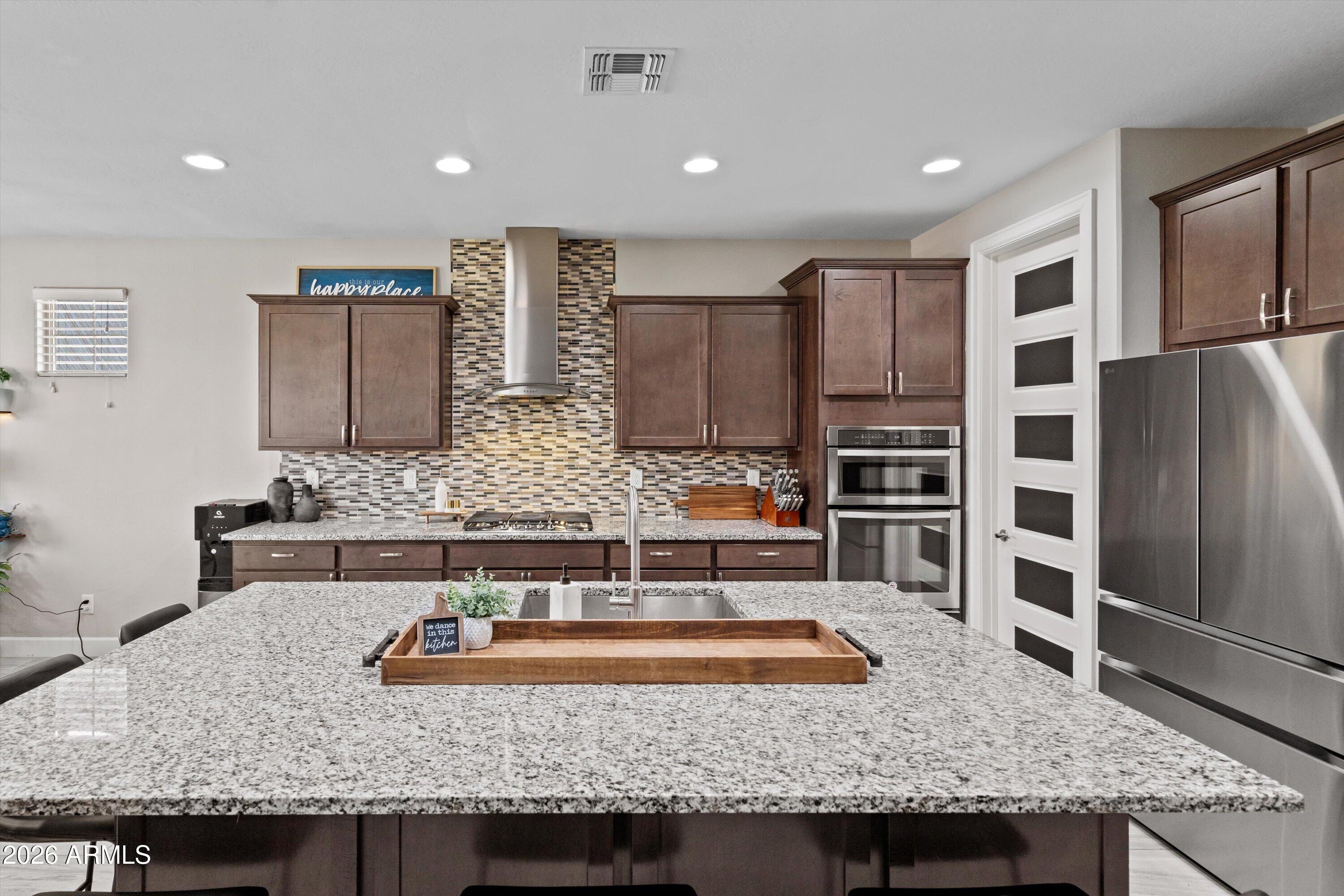 18289 West Raven Road Goodyear, AZ 85338 - Photo 16 of 92