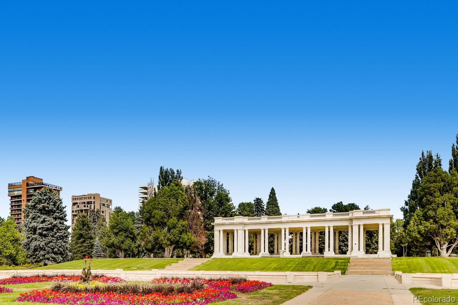 960 Sherman Street, Unit 1B Denver, CO 80203 - Photo 25 of 25 a front view of a house with a yard