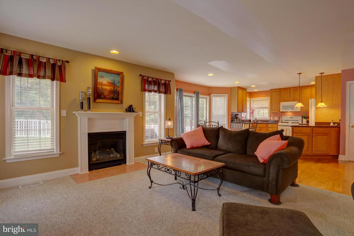 259 Squire Lane Lititz, PA 17543 - Photo 4 of 21 Gallery Image 4
