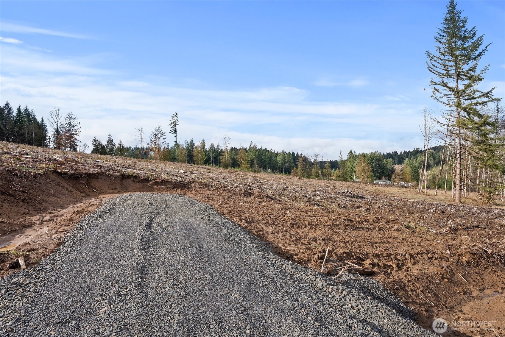 0 Little Hanaford Road, Unit B Centralia, WA 98531 - Photo 14 of 16 a view of a dry yard with wooden fence