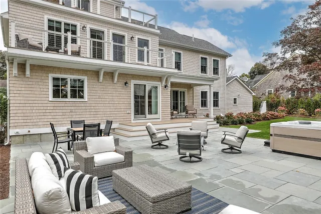 $10,000 | 11 Shields Street, Newport, RI 02840