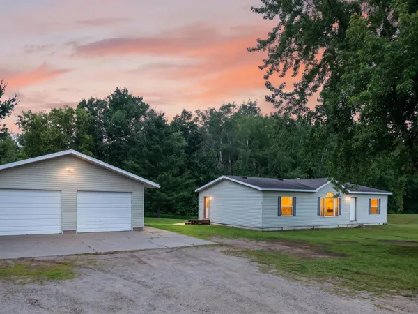 $269,000 | 21671 Edwards Drive, Ironton, MN 56455