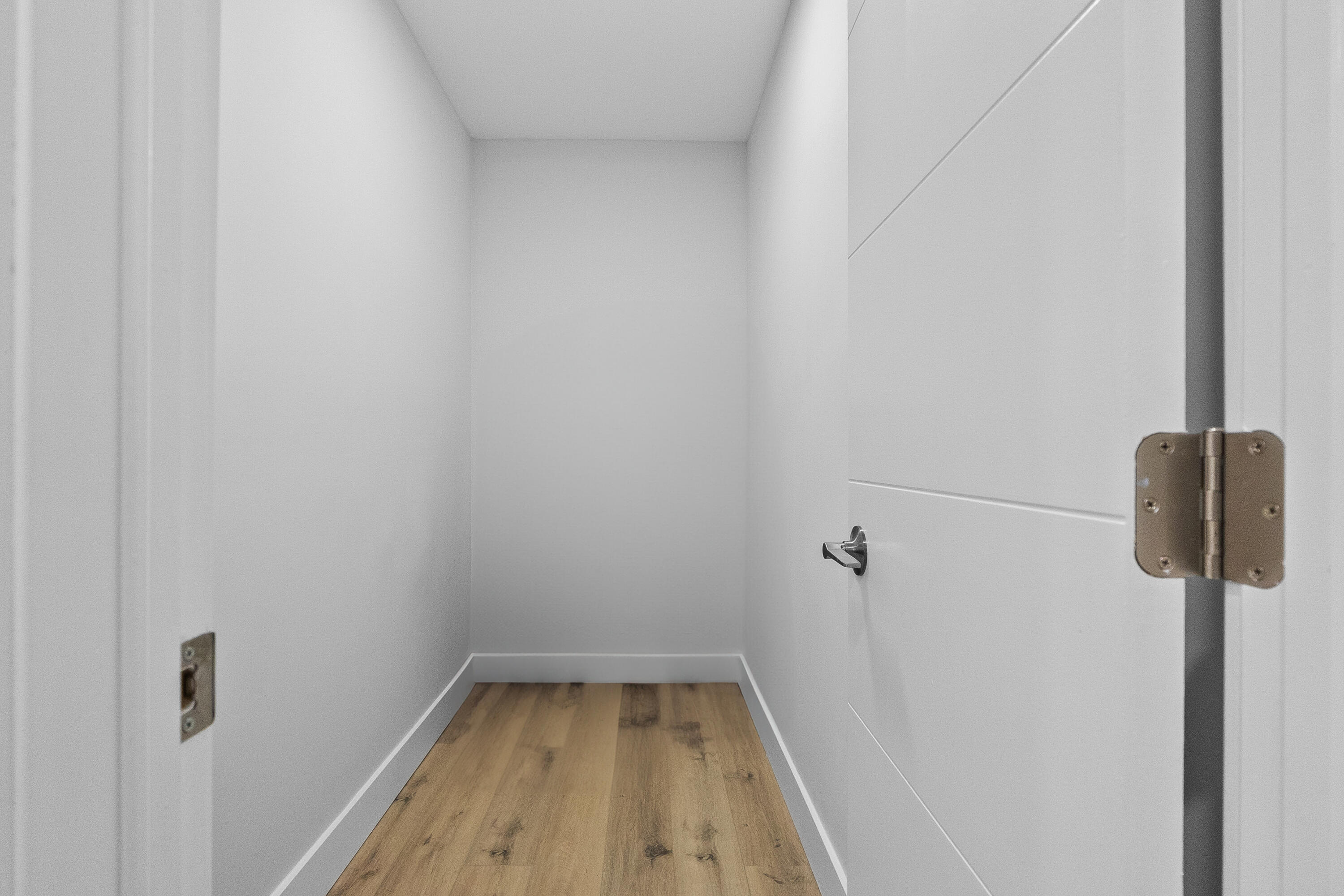 314 Monaco Boulevard, Unit G Delray Beach, FL 33446 - Photo 12 of 26 a view of a room with door