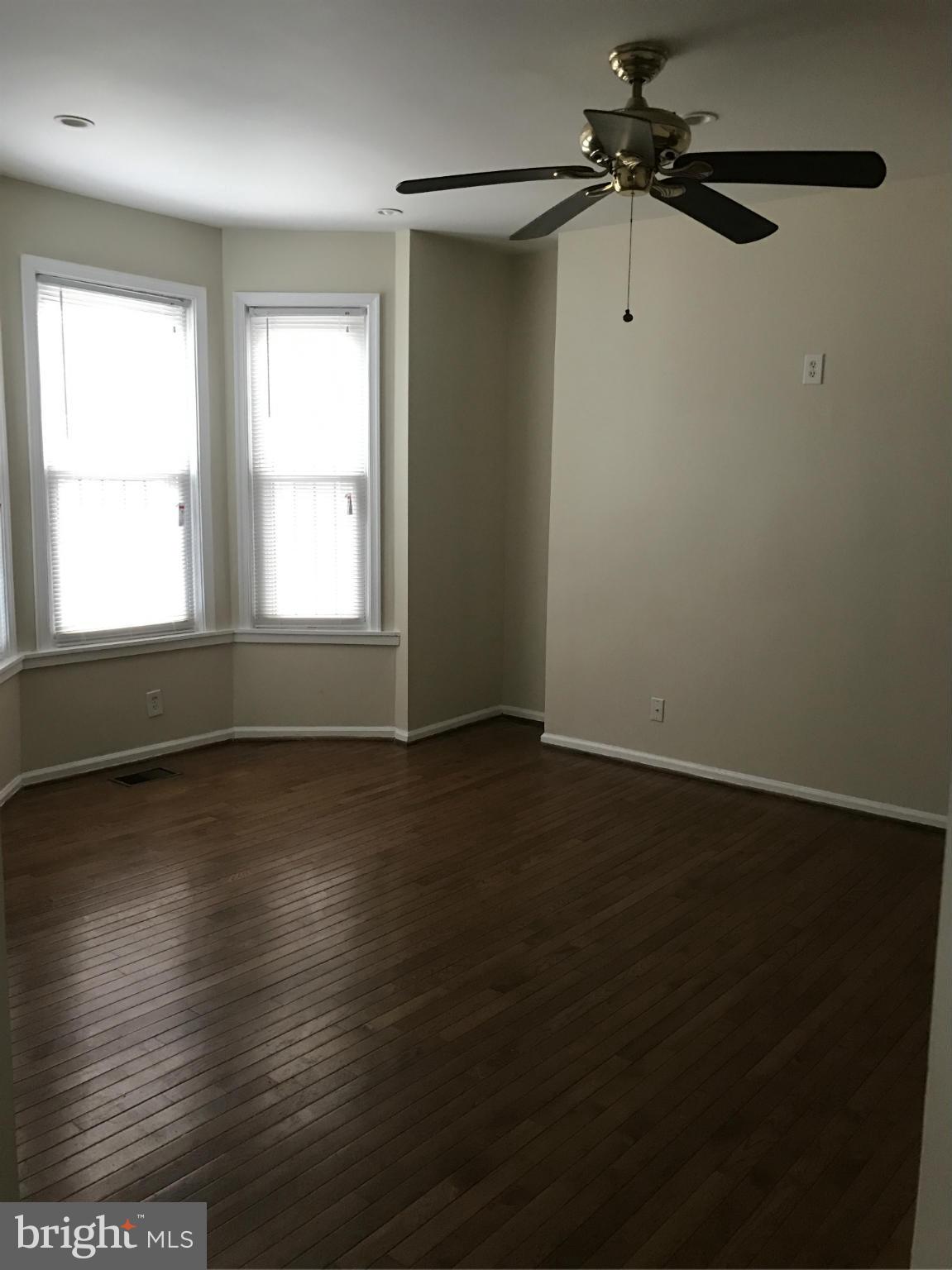 5926 Addison Road Capitol Heights, MD 20743 - Photo 8 of 28 Living Room