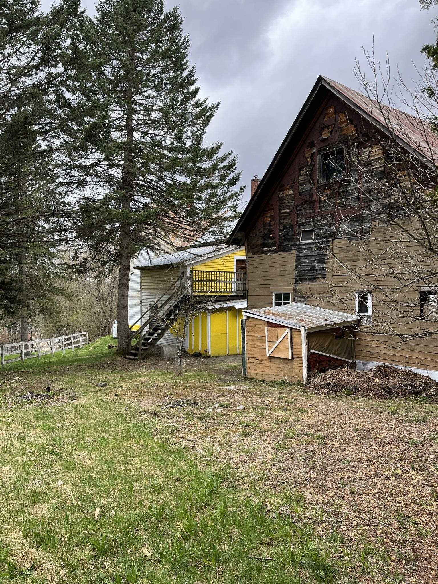 142 High Street Hardwick, VT 05843 - Photo 19 of 24 Gallery Image 19