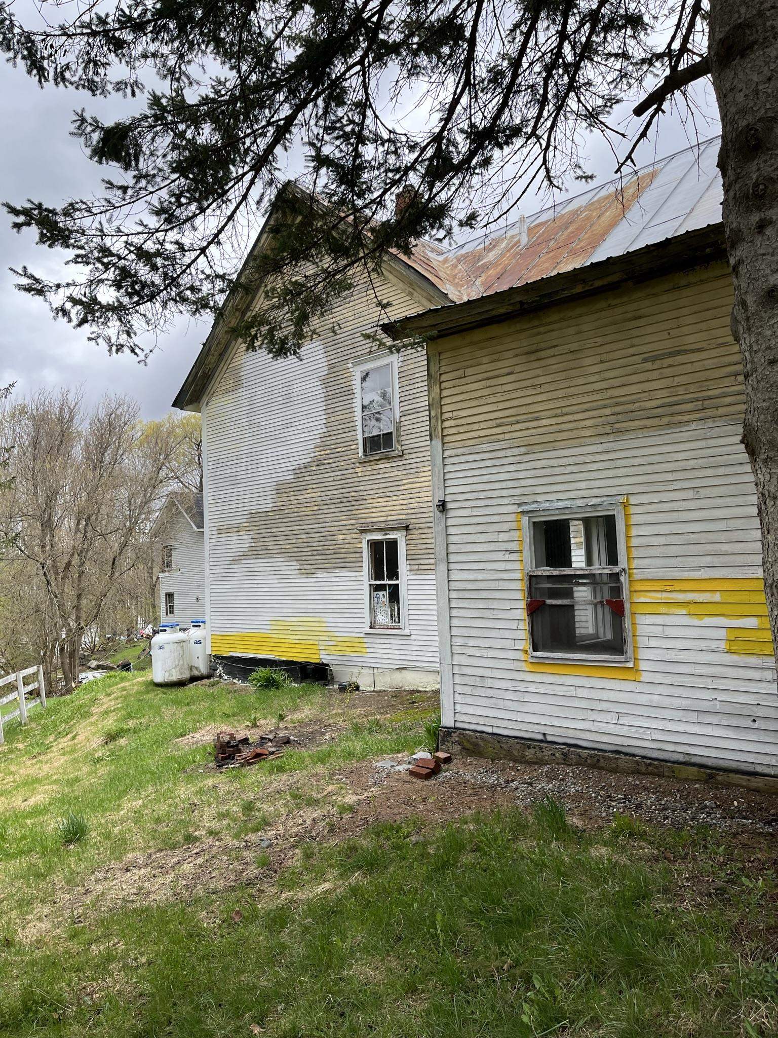 142 High Street Hardwick, VT 05843 - Photo 22 of 24 Gallery Image 22