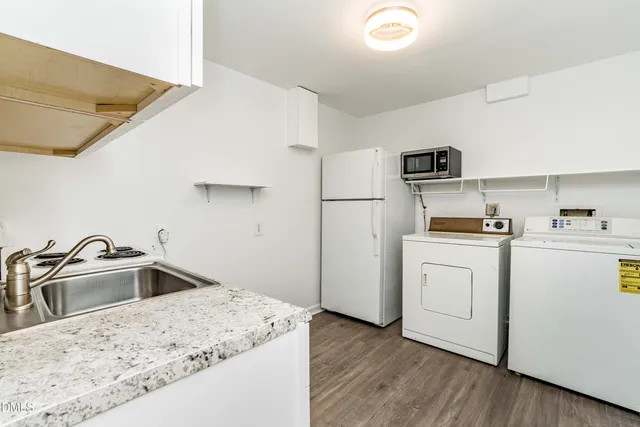 $3,500 | 1708 Ithaca Lane, Unit A, Raleigh, NC 27606