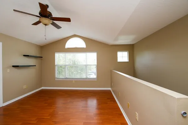a view of empty room with window