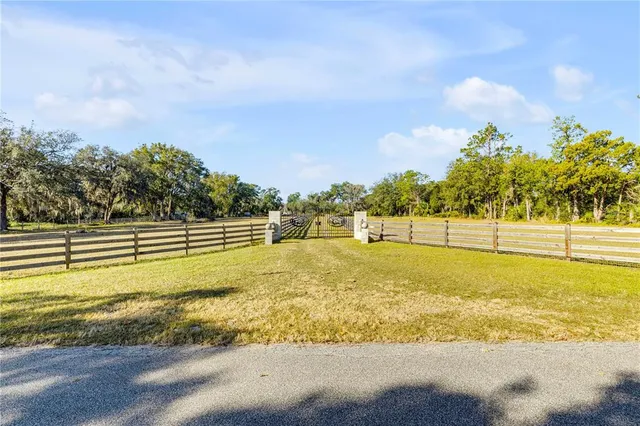 $1,399,000 | 420 Roberts Road, Pierson, FL 32180