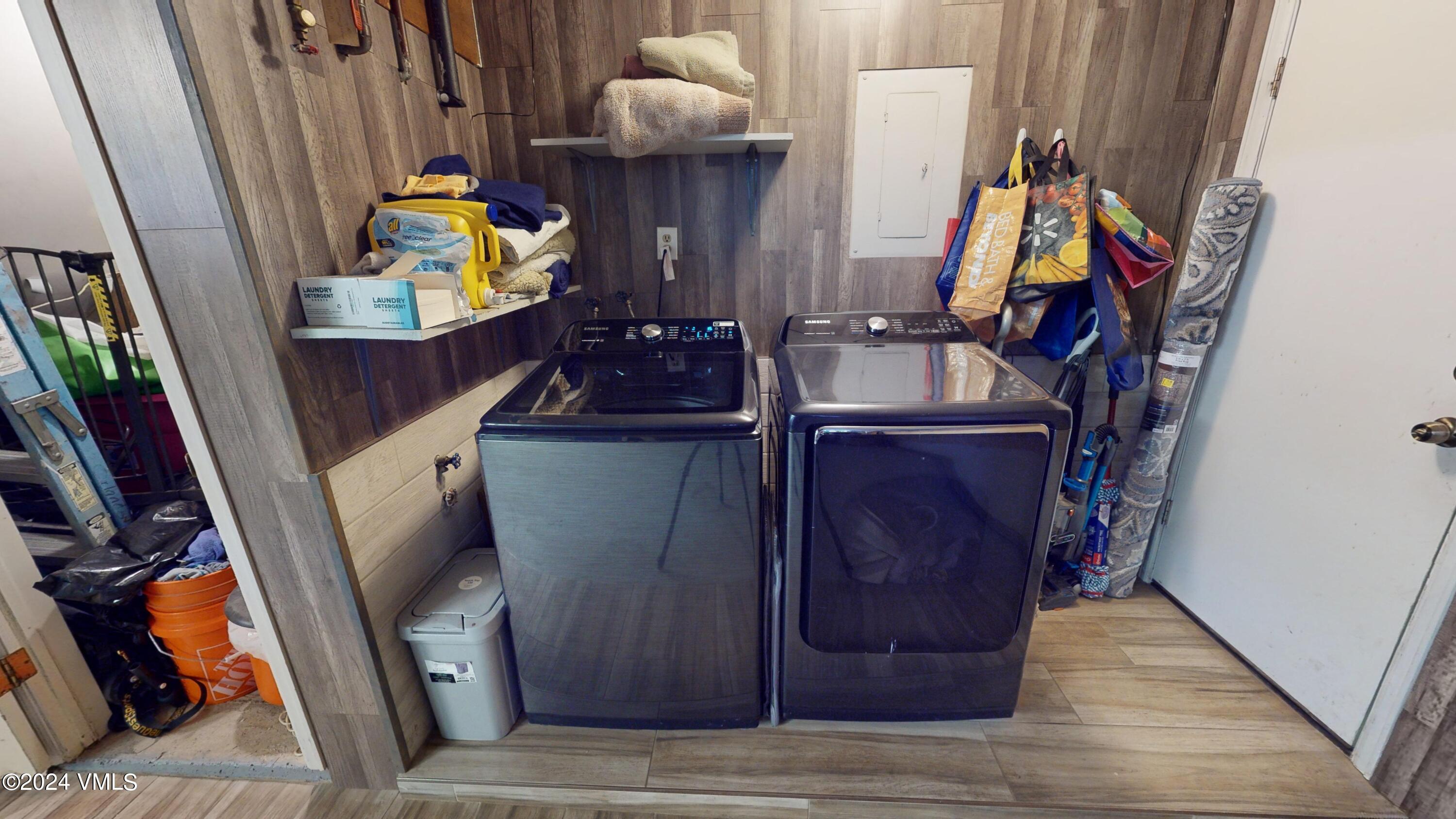 314 Eagle Road, Unit B1 Avon, CO 81620 - Photo 17 of 24 a utility room with dryer and washer