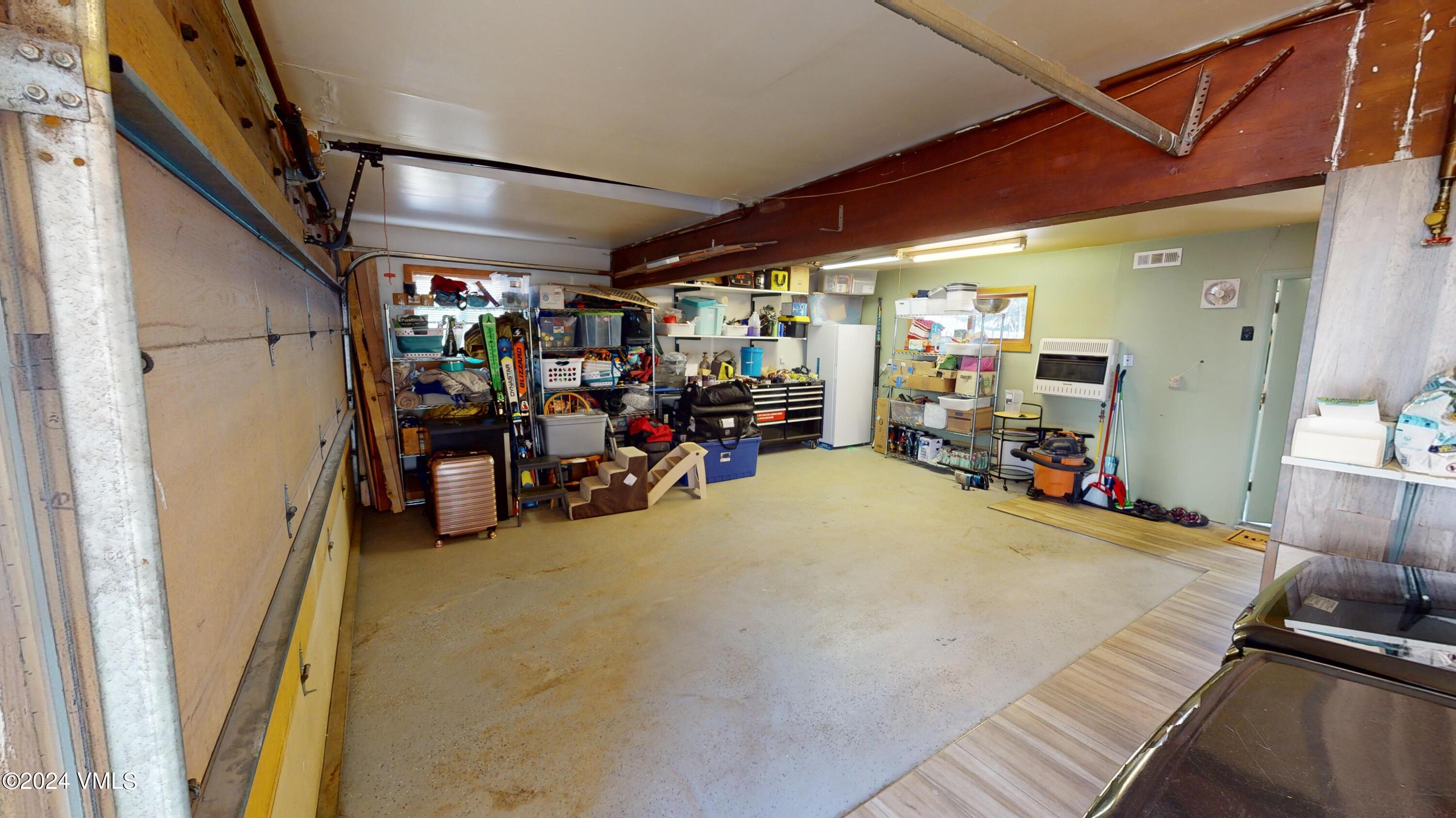 314 Eagle Road, Unit B1 Avon, CO 81620 - Photo 18 of 24 a view of a room with gym equipment