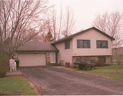 8494 Sunnyside Road Mounds View, MN 55112 - Photo 1 of 1 Gallery Image 1